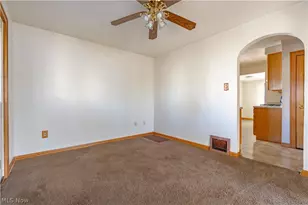 1154 Roslyn Ave SW, Canton, OH 44710 - Photo 11