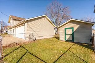 1154 Roslyn Ave SW, Canton, OH 44710 - Photo 19