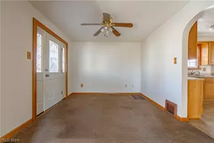 1154 Roslyn Ave SW, Canton, OH 44710 - Photo 13