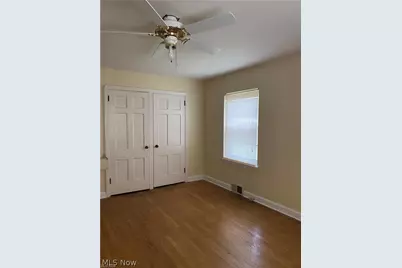 587 Tod Lane, Youngstown, OH 44504 - Photo 5