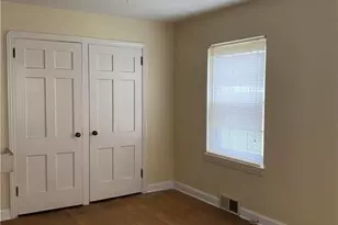 587 Tod Ln, Youngstown, OH 44504 - Photo 5