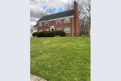 587 Tod Lane, Youngstown, OH 44504 - Photo 3