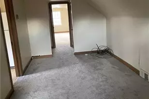 587 Tod Ln, Youngstown, OH 44504 - Photo 11