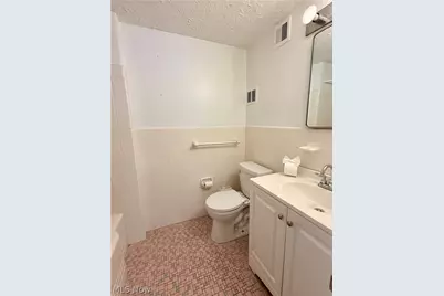 11820 Edgewater Drive, Oakwood, OH 44107 - Photo 15