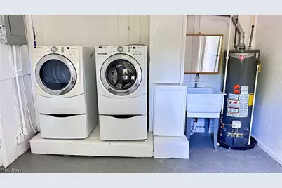 21000 Crystal Avenue, Euclid, OH 44123 - Photo 15