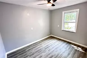 21000 Crystal Ave, Euclid, OH 44123 - Photo 13