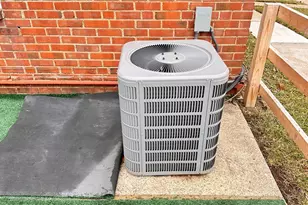 21000 Crystal Ave, Euclid, OH 44123 - Photo 17