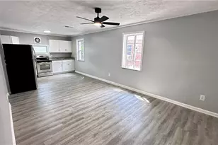 21000 Crystal Ave, Euclid, OH 44123 - Photo 5