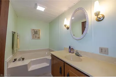 15 Kimberly Lane, Olmsted Twp, OH 44138 - Photo 27