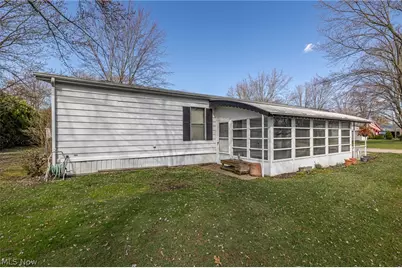 15 Kimberly Lane, Olmsted Twp, OH 44138 - Photo 3