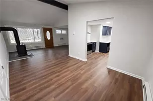 18832 Maplewood Ln, Chagrin Falls, OH 44023 - Photo 5