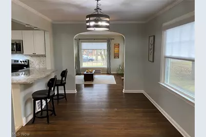 1547 Sunview Road, Lyndhurst, OH 44124 - Photo 11