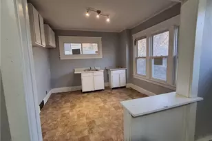 909 Bradshaw Ave, East Liverpool, OH 43920 - Photo 5