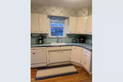 19131 S Lake Shore Boulevard, Euclid, OH 44119 - Photo 11