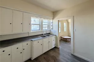 1317 Plum St, Steubenville, OH 43952 - Photo 5