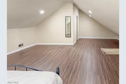 506 Woodlawn Road, Steubenville, OH 43952 - Photo 5