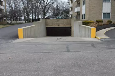 2089 Wooster Road #43, Rocky River, OH 44116 - Photo 31