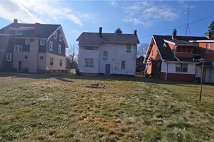 370 Lora Ave, Youngstown, OH 44504 - Photo 3