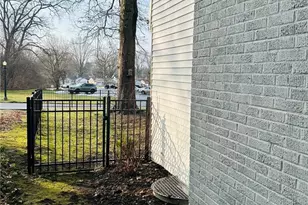 399 Mineola Ave, Akron, OH 44320 - Photo 5