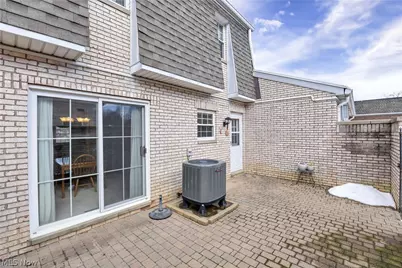 3720 Addington Court #M177, Loveland, OH 44126 - Photo 5