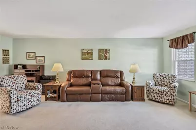 3720 Addington Court #M177, Loveland, OH 44126 - Photo 13