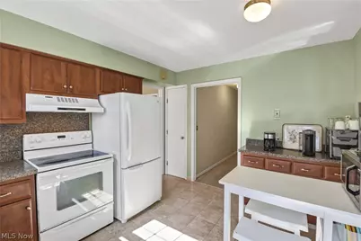 3720 Addington Court #M177, Loveland, OH 44126 - Photo 19