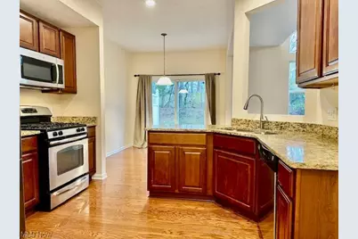 3944 Gardiner Run, Akron, OH 44321 - Photo 7