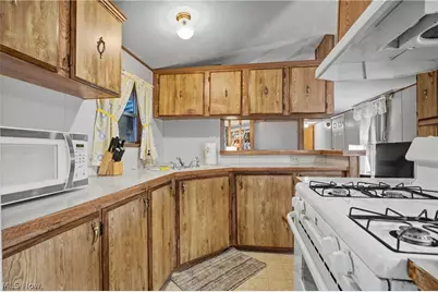 1517 Lady Anne, Streetsboro, OH 44241 - Photo 5