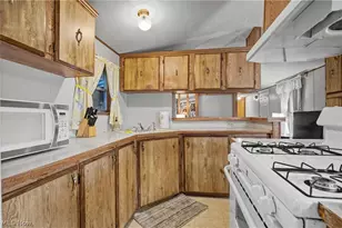 1517 Lady Anne, Streetsboro, OH 44241 - Photo 5