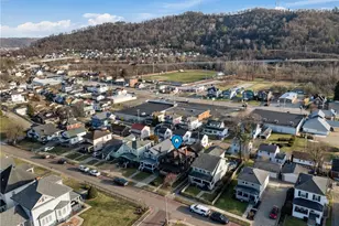 13 Prospect St, Bridgeport, OH 43912 - Photo 5