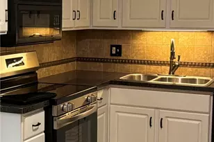 911 Canyon View Rd, Northfield, OH 44067 - Photo 9