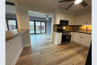 911 Canyon View Road #112, Northfield, OH 44067 - Photo 11