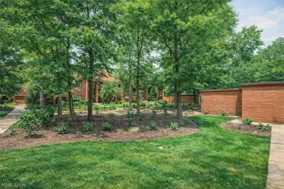 911 Canyon View Road #112, Northfield, OH 44067 - Photo 17