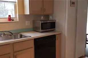 24690 Thicket Ln, Olmsted Falls, OH 44138 - Photo 9