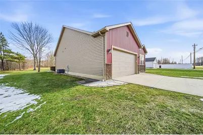 537 Rome Rock Creek Road, Roaming Shores, OH 44084 - Photo 5