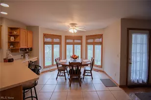 9332 Howland Springs Rd SE, Warren, OH 44484 - Photo 15