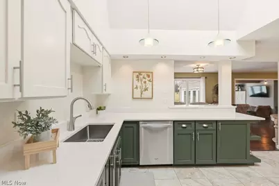 569 Atterbury Boulevard, Hudson, OH 44236 - Photo 15