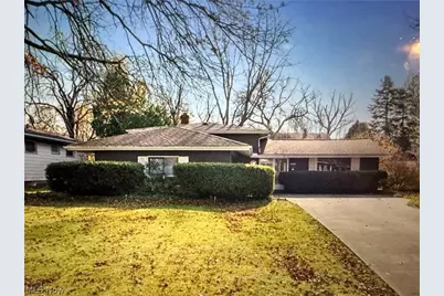 2050 Aldersgate Drive, Lyndhurst, OH 44124 - Photo 1