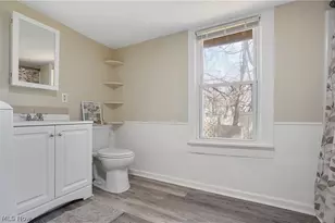 131 W Miller Ave, Akron, OH 44301 - Photo 17