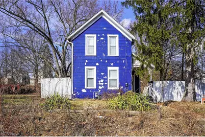 131 W Miller Avenue, Akron, OH 44301 - Photo 1