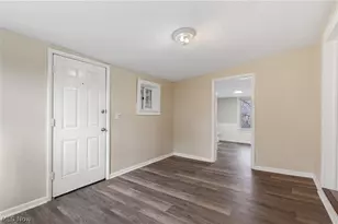 131 W Miller Ave, Akron, OH 44301 - Photo 21