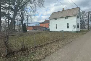 230 2nd Dr SW, New Philadelphia, OH 44663 - Photo 3