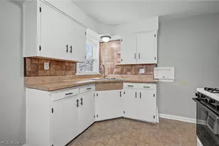 144 Roosevelt Ave, Elyria, OH 44035 - Photo 9