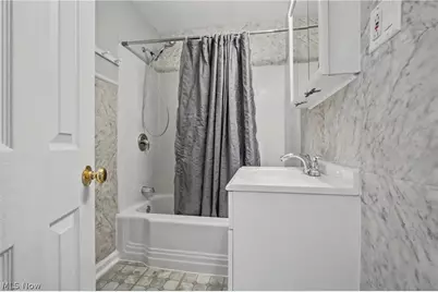 144 Roosevelt Avenue, Elyria, OH 44035 - Photo 15