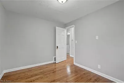 144 Roosevelt Avenue, Elyria, OH 44035 - Photo 13