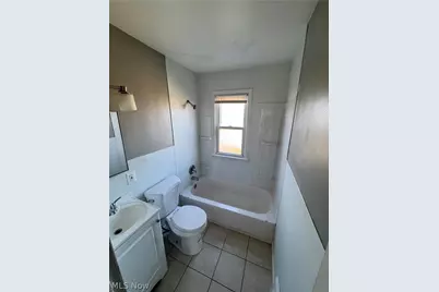 892 E 139th Street, Loveland, OH 44110 - Photo 7