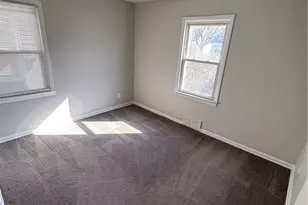 892 E 139th St, Loveland, OH 44110 - Photo 5