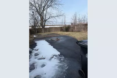 892 E 139th Street, Loveland, OH 44110 - Photo 11