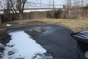 892 E 139th St, Loveland, OH 44110 - Photo 11