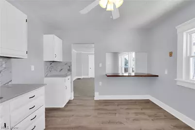 1026 W 4th Street #2/UP, Lorain, OH 44052 - Photo 7